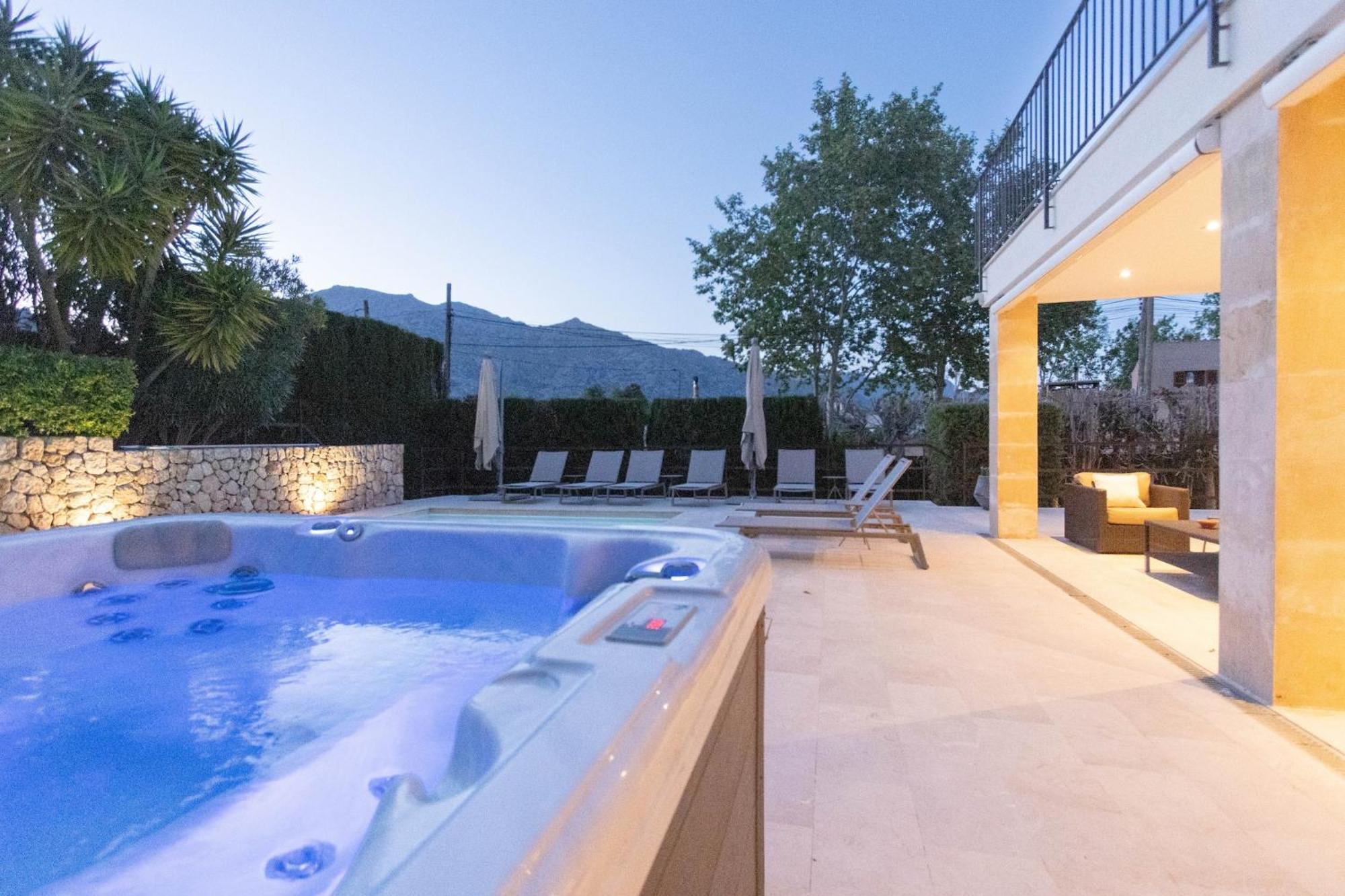 Can Menut Nou Villa *