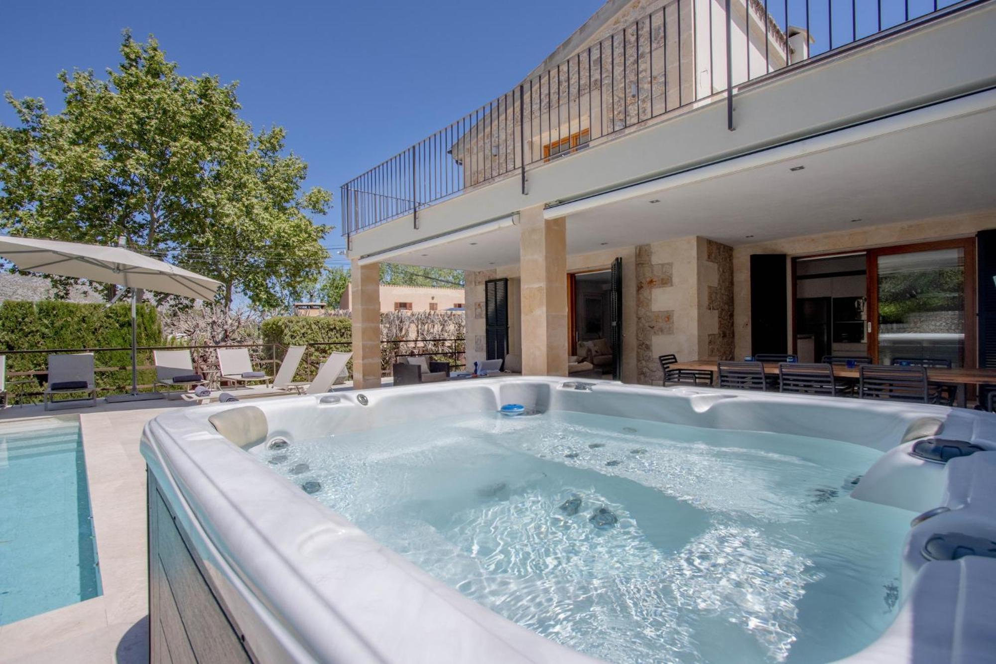 Can Menut Nou Villa